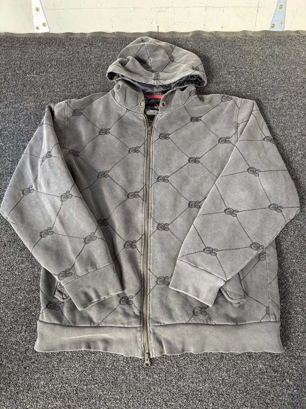 Ambiguous XL Full Zip Hoodie Gray Quilted Monogram Pattern